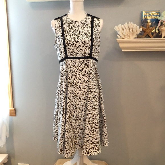 EUC H&M black and white animal print sleeveless dress size 12 - Picture 2 of 6